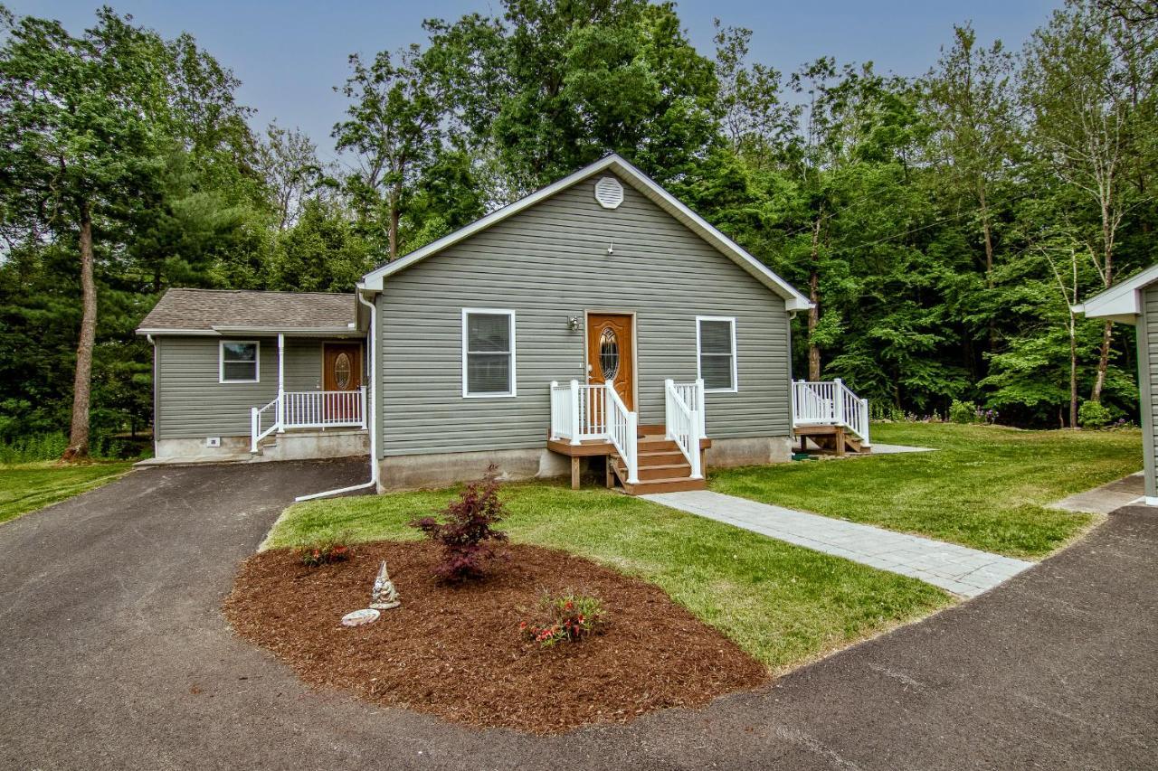 Cabin By The Creek With Private Creek Access Tannersville Exterior foto